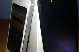 Lewa ROM bring Android UI to the GooPhone i5