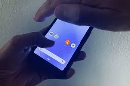 How to hide photos on your iPhone or Android smartphone