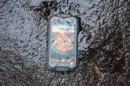 GizChina Giveaway (yes, another!): Win a Geotel A1 IP67 waterproof rugged phone!