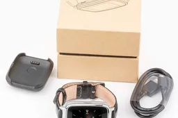 Watch: Oukitel A28 smartwatch gets hands-on treatment