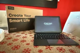 Chuwi Hi10 X1 Review: Small Tablet, Big Potential!