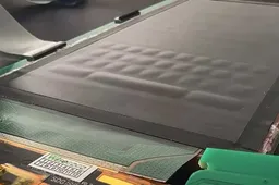 Future phones to come with inflatable buttons on OLED screens