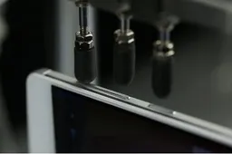 How are Vernee testing their products ?