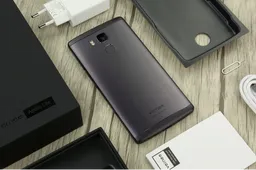 First official unboxing video of Vernee Apollo Lite