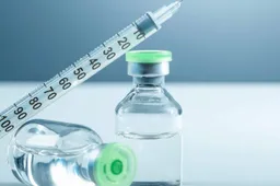 First smartphone app for controlling insulin delivery approved by FDA