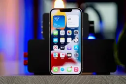 Top 5 iPhone 14 "innovations" that Apple copied from Android