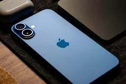 Apple Takes Q1 Crown: Samsung's Galaxy S25 Delay to Blame?