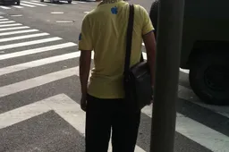 17 Fake Apple Stores Found in China's Olympic City of Qingdao!