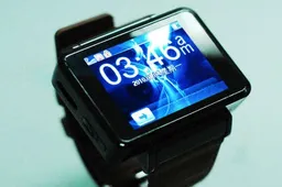 iPod Nano Watch and iPhone 4 Have a Shanzhai Baby