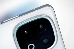 iQOO 15 Pro Leak: Huge Battery & Snapdragon 8 Elite 2!