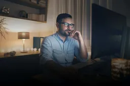 Intel To Become "Hybrid-First" Company, Allowing Its Employees To Work From Home And On-Site