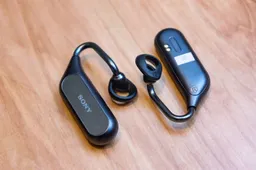 Sony Xperia Ear Duo Launched at MWC 2018