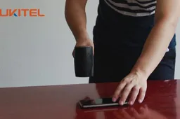 Oukitel K4000 (2016) getting mauled again