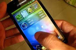 Knock Off Xperia Arc with 4-inch screen for $100! Hands on Video!