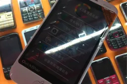 Large Screen iPhone 5 Knock Off Hints At Real Apple Design?