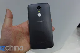 MWC 2016: Zopo Speed 8 hands on video