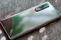 Oppo Find X2 Pro surfaces in live images along with key specs