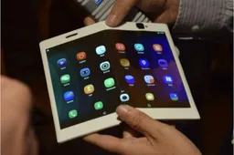 Lenovo could Launch a Foldable Phone in October