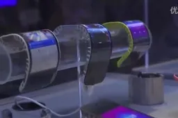 Samsung, Huawei, Xiaomi, & LG will all release foldable smartphones this year