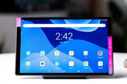 The new Lenovo Tab M10 tablet is coming with 5G support