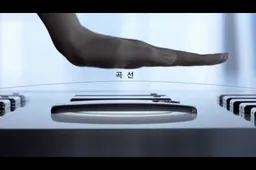 LG G Flex Set To Begin Global March on Dec. 8th, Hits Hong Kong Dec. 13th