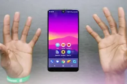 Essential Phone's price is slashed in $200