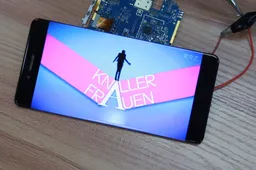 Meet the bezel-less Ulefone Future in this hands on video