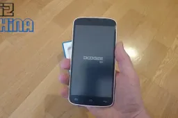 Unboxing Sub $100 Doogee X6
