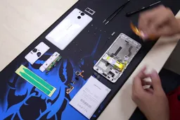 Don't try this at home: Ulefone Power teardown!
