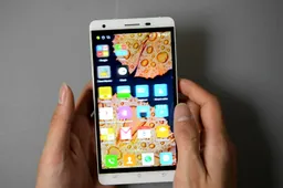 Cubot give us an early hands on look of the Cubot H2