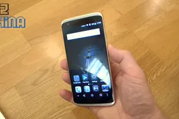 ZTE Axon Mini Premium unboxing and first impressions