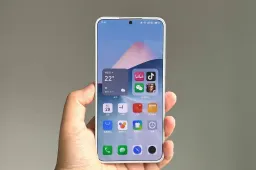 Meizu Unveils Flagship 21 with Near-Bezel-Less Design, 200MP Camera, and Snapdragon 8 Gen 3