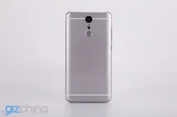 Ulefone Metal Age looks like Meizu and Xiaomi had a baby
