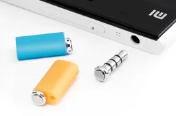 Xiaomi Mikey, a copy of Kickstarter's Pressy?