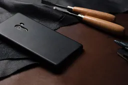 Watch: MKBHD just did a hands-on with the bezel-less Mi Mix