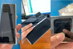 The foldable Xiaomi Mi Mix 4 smartphone has appeared in new live photos
