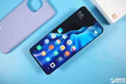 These are the differences between the Xiaomi Mi 11 and the Mi 11 Pro