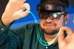 Microsoft Steps Back from Augmented Reality: A Farewell to Mixed Reality?