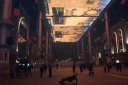 Beijing's most flamboyant Gamer Spends 15k To Play By Himself!