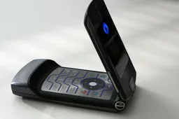Bluetooth SIG listing confirms Motorola Razr foldable phone moniker