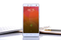 Spot the difference: No.1 launch 3 ‘new’ phones and a smartwatch