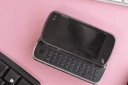 Top 3 reasons why Nokia N97 failed: The "iPhone killer" that actually killed Nokia