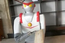 Noodle Shaving Robot Chef