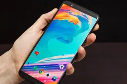 OnePlus 5 and 5T are getting Pie-based OxygenOS 9.0.10 update