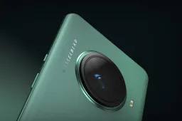 OnePlus 12 brings new periscope camera for better zoom?