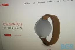 Spy photos of the OnePlus OneWatch