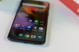 OnePlus ask fans what's their favorite OP6 feature and the 3.5mm headphone jack wins