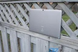 Chuwi Hi13 Review - Big but Brilliant