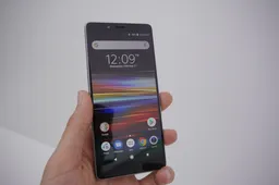 Sony Xperia L3 Hands-On from MWC 2019