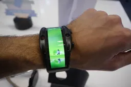 Futuristic Nubia Alpha set to go on sale in China on April 8